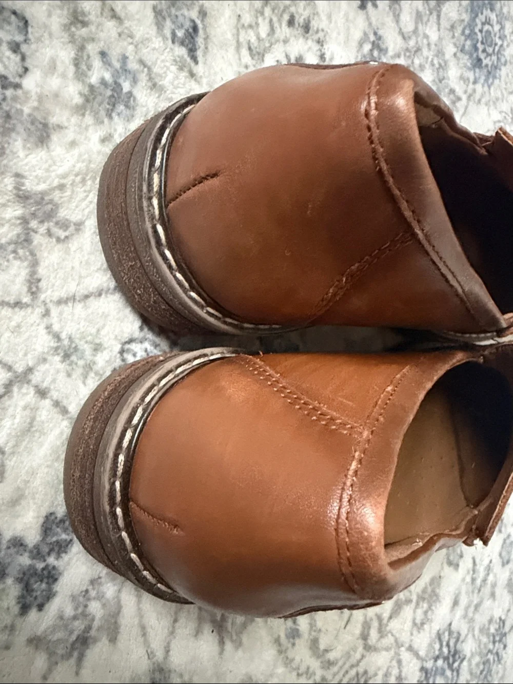 Easy Spirit Women's Brown Leather Slip-On Loafers